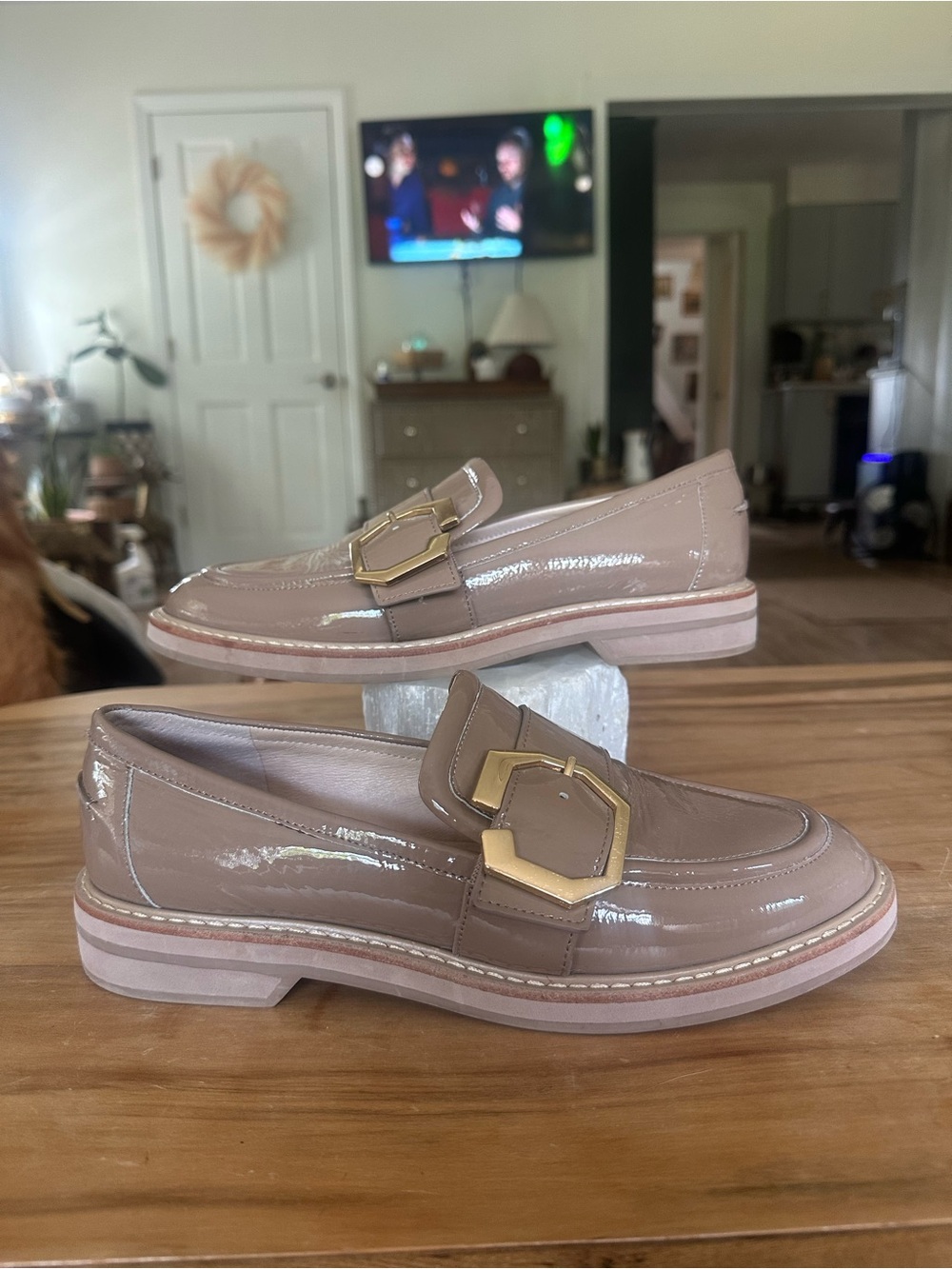 Louise et Cie Taupe Patent Loafers with Gold Buckle Size 9.5 like new